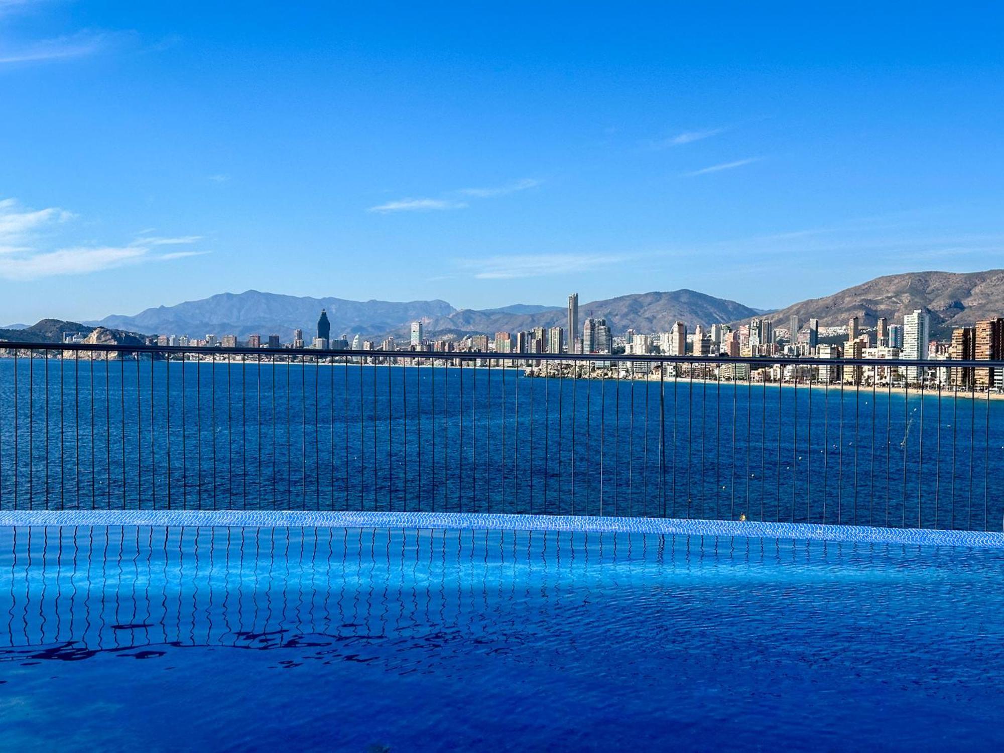 Gemelos 28 Balcon Al Mediterraneo Benidorm Exteriör bild